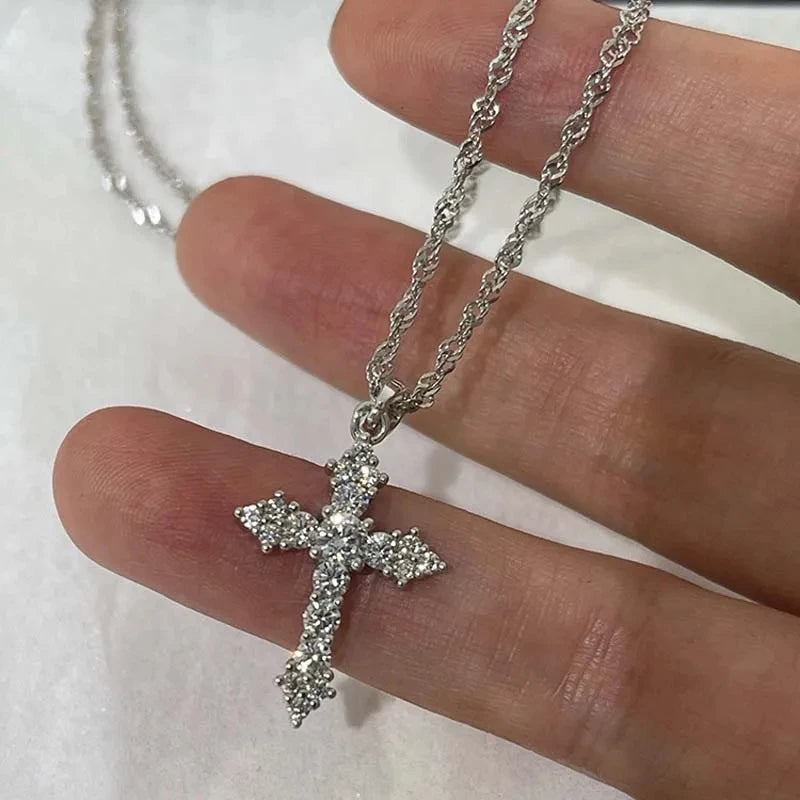 Collier Croix en Acier Inoxydable ✨