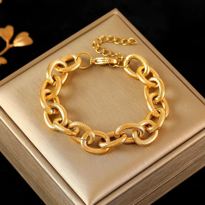 Bracelet Doré – 7 Modèles au Choix ✨