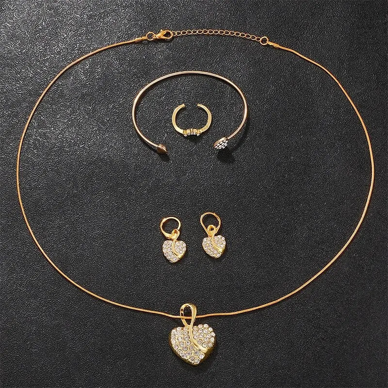 Parure Bijoux Dorée avec Strass ✨