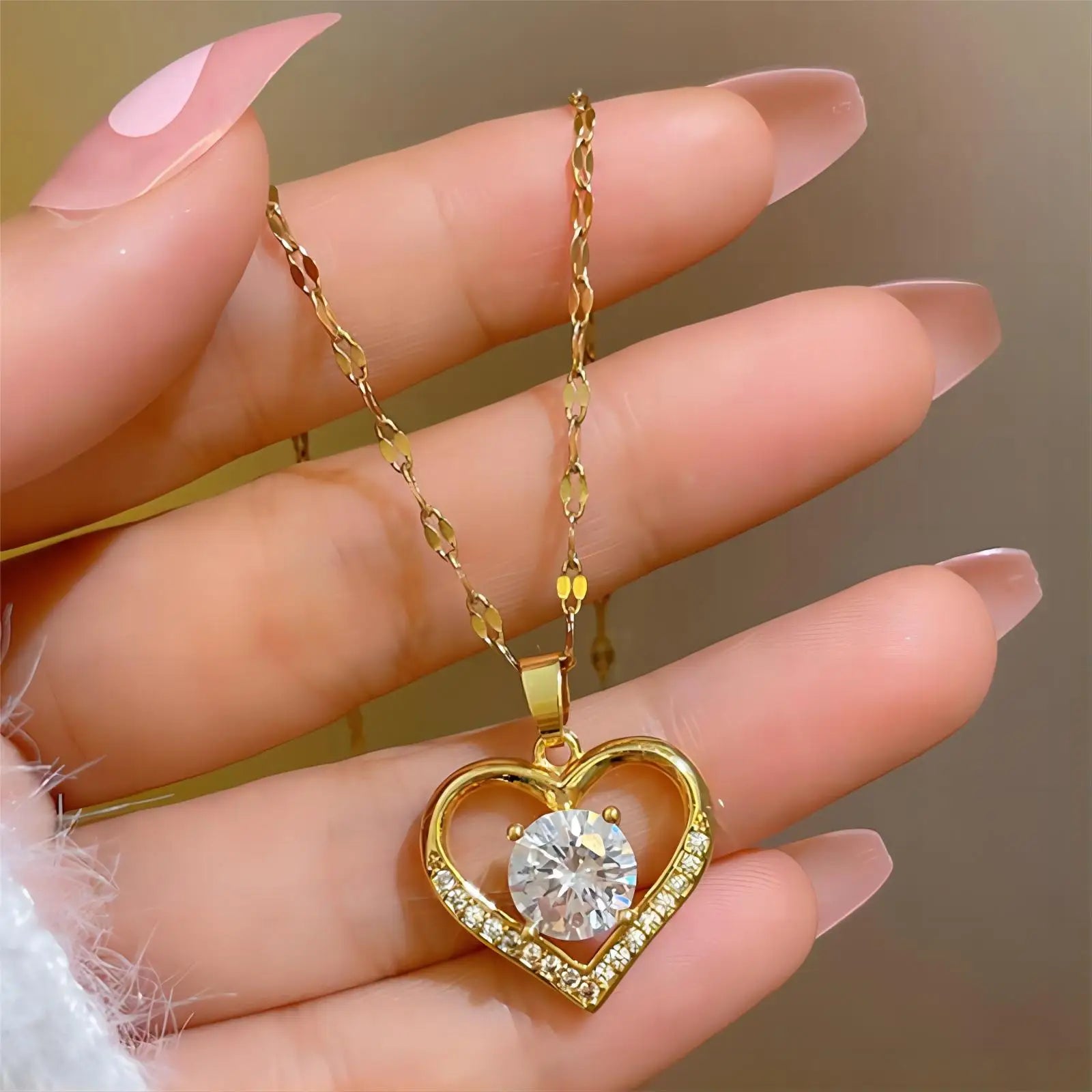 Collier Cœur Doré – Différents Modèles | Acier Inoxydable ✨